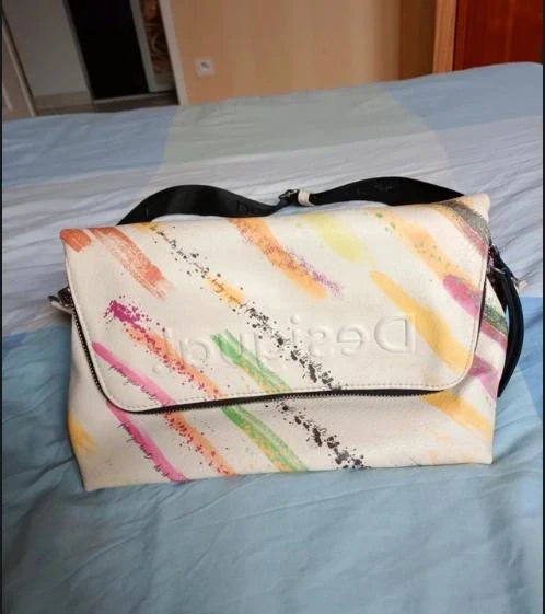 Joli sac bandoulière Desigual comme neuf